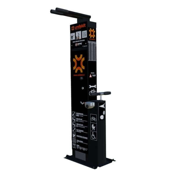 fiets-onderhoudsstation-umfeldt-scandic-met-deur-16 Fietsreparatiestation met geïntegreerde fietspomp en duidelijk weergegeven gereedschapsfuncties.