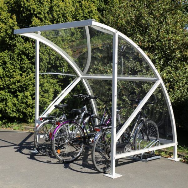 Bouwpakket Fietsoverkapping voor bedrijven kopen Bouwpakket fietsoverkapping in RAL 9002 met gebogen polycarbonaat wanden en dak, geschikt voor 4 tot 6 fietsen.