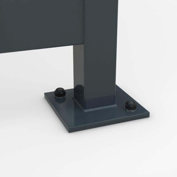 Fiets- rookoverkapping verankering met voetplaat Detailfoto van een voet van een fiets- rookoverkapping met glazen dak en zijwanden, 4,3x2m, verzinkt staal